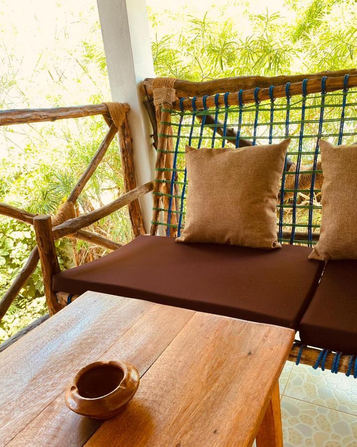 Helwas Zanzibar Beach Hotel Bwejuu Extérieur photo