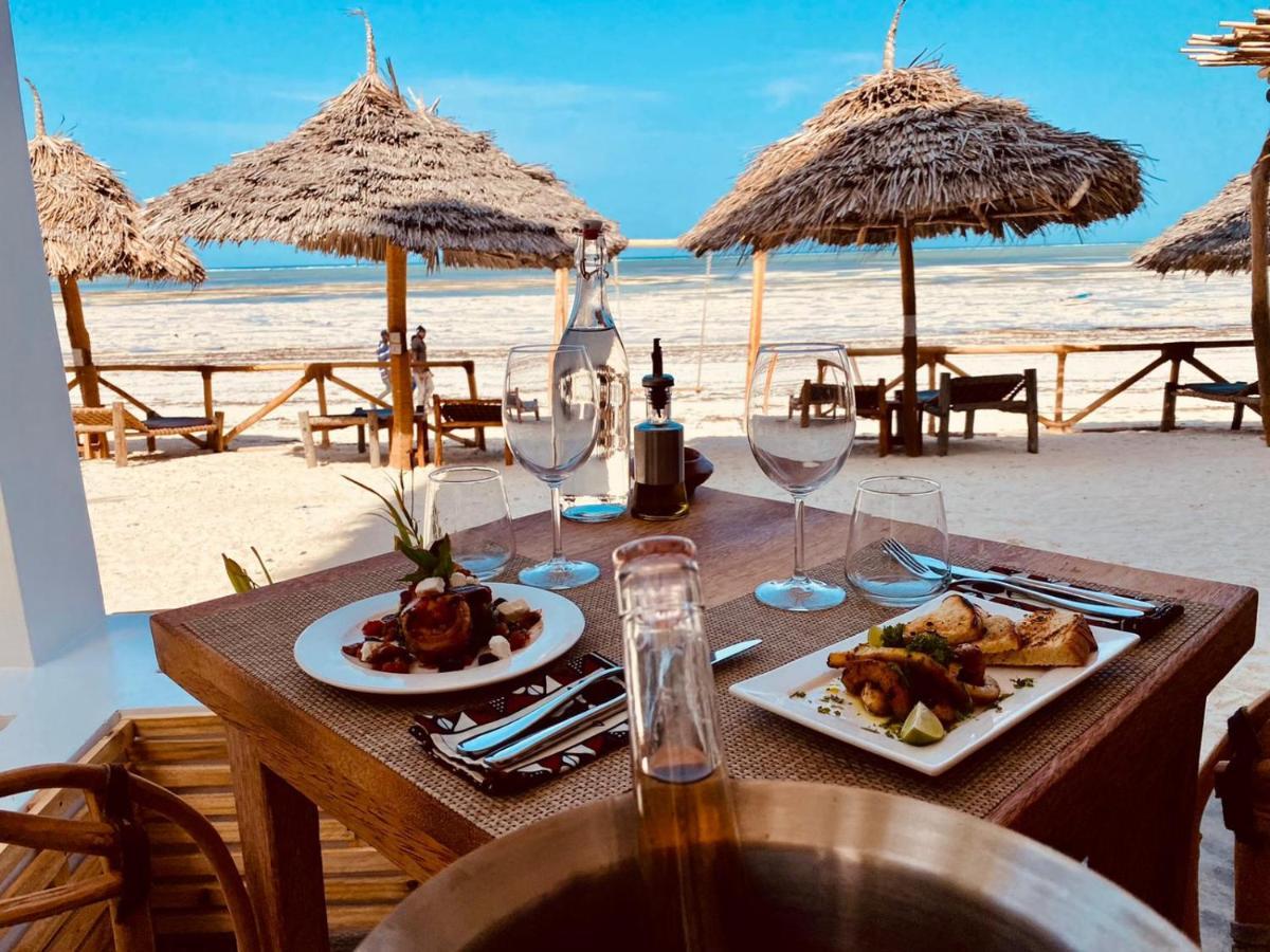 Helwas Zanzibar Beach Hotel Bwejuu Extérieur photo