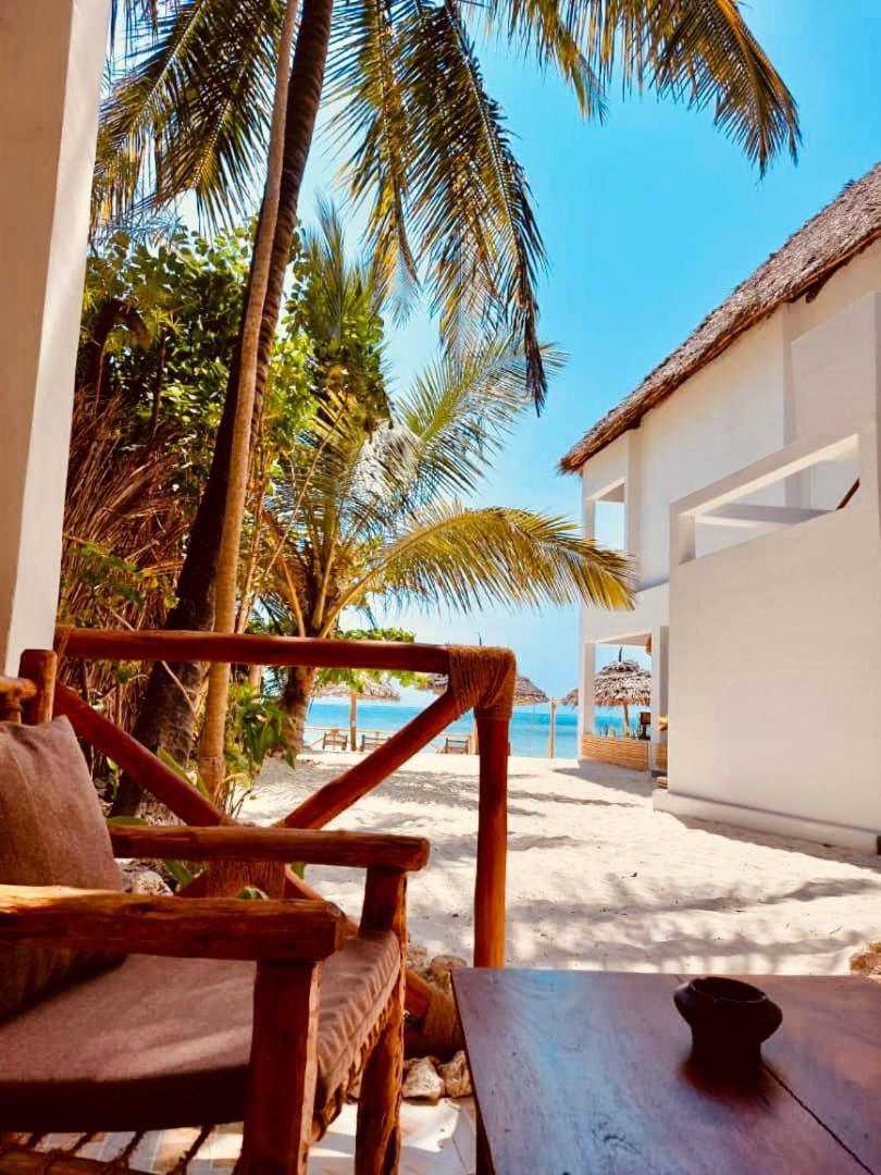 Helwas Zanzibar Beach Hotel Bwejuu Extérieur photo