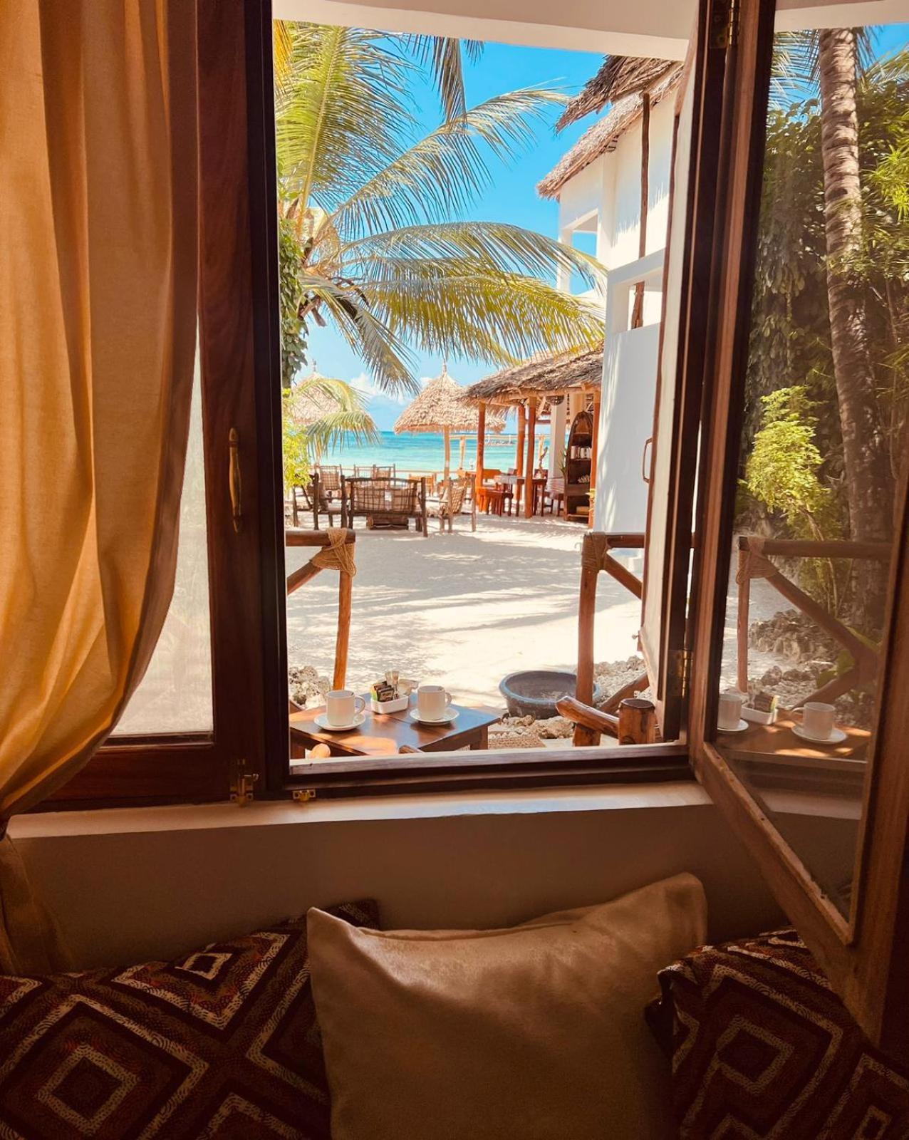 Helwas Zanzibar Beach Hotel Bwejuu Extérieur photo