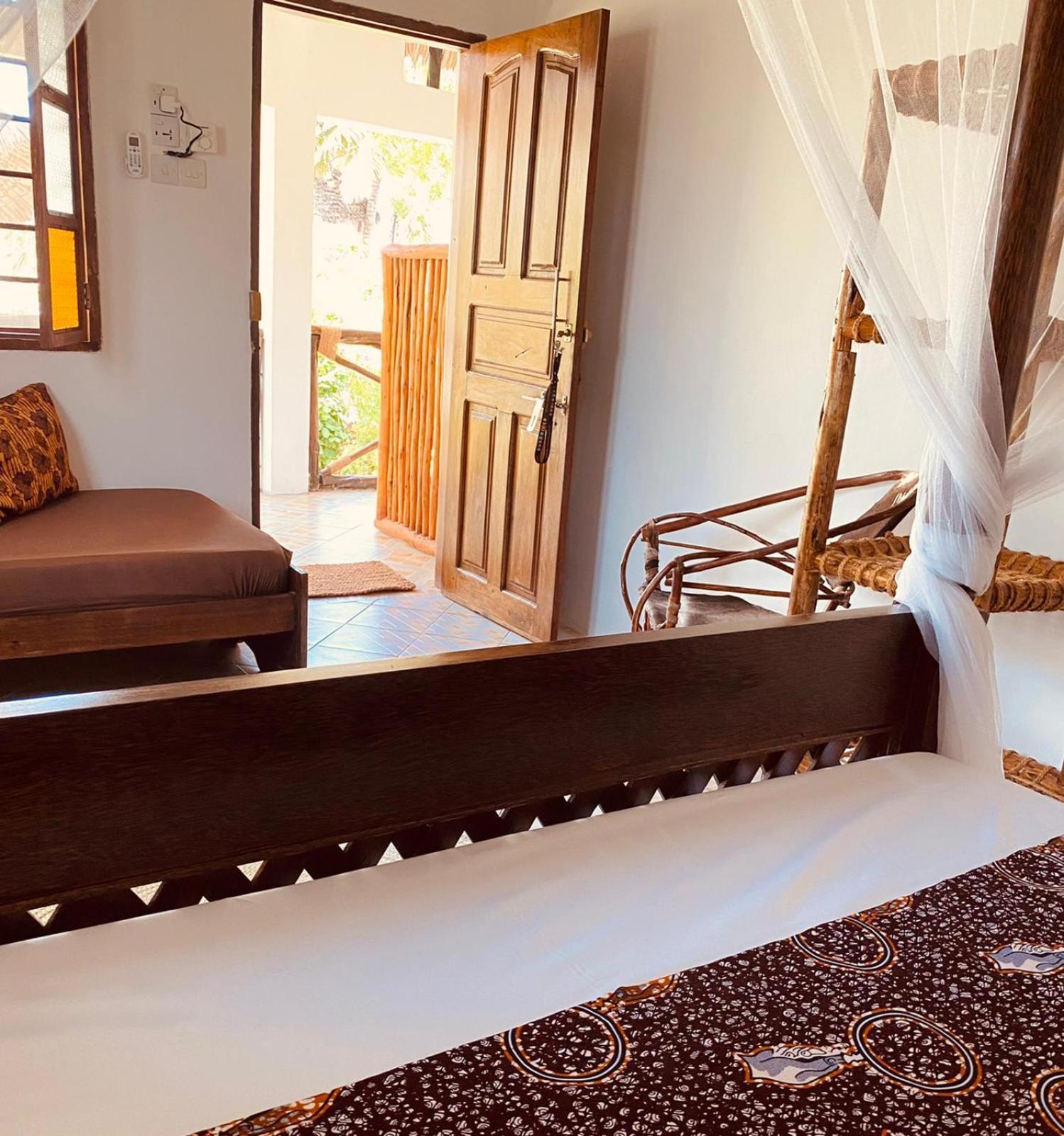 Helwas Zanzibar Beach Hotel Bwejuu Extérieur photo